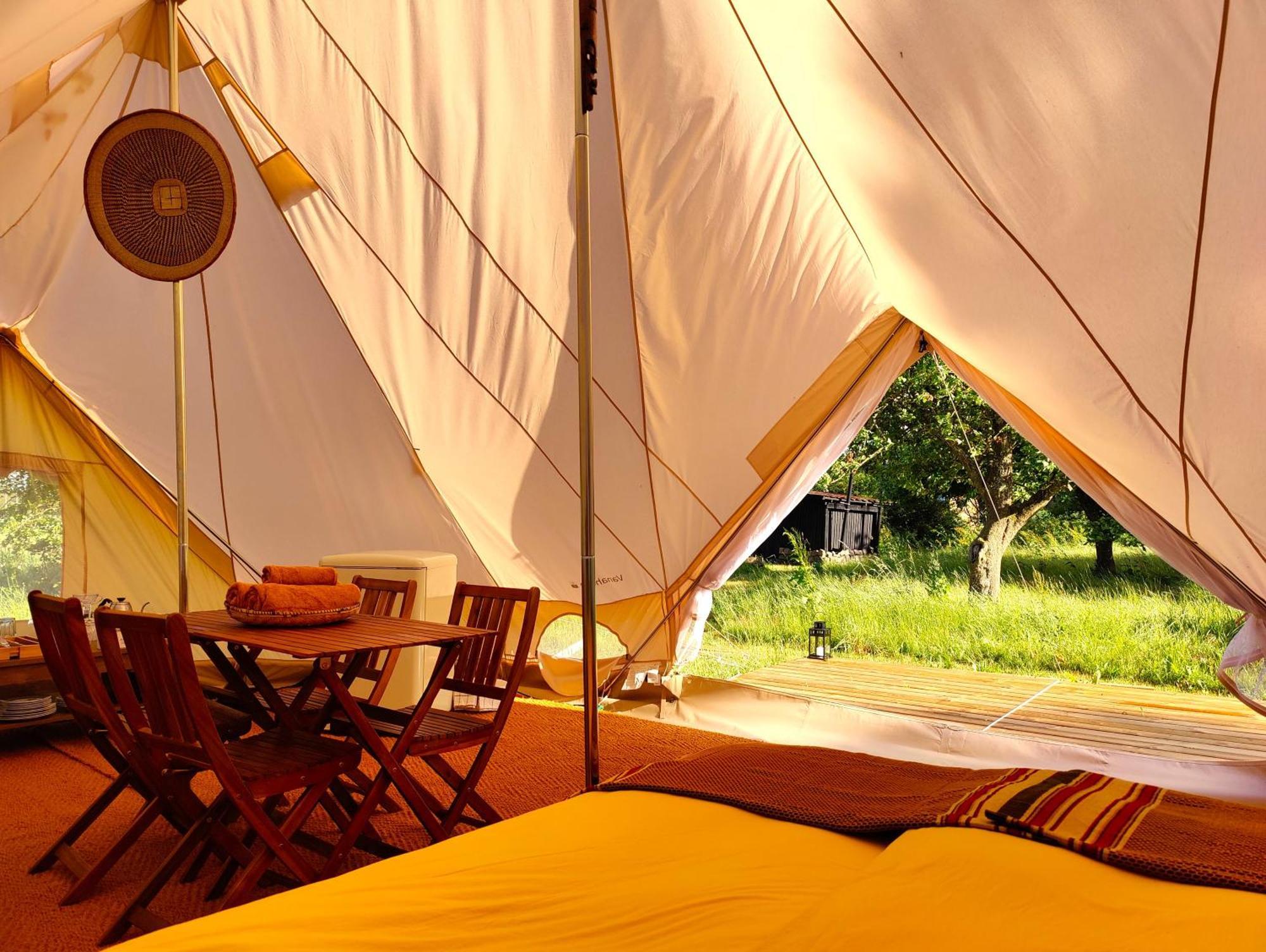 Ostermarie Under Canvas Bornholm מראה חיצוני תמונה