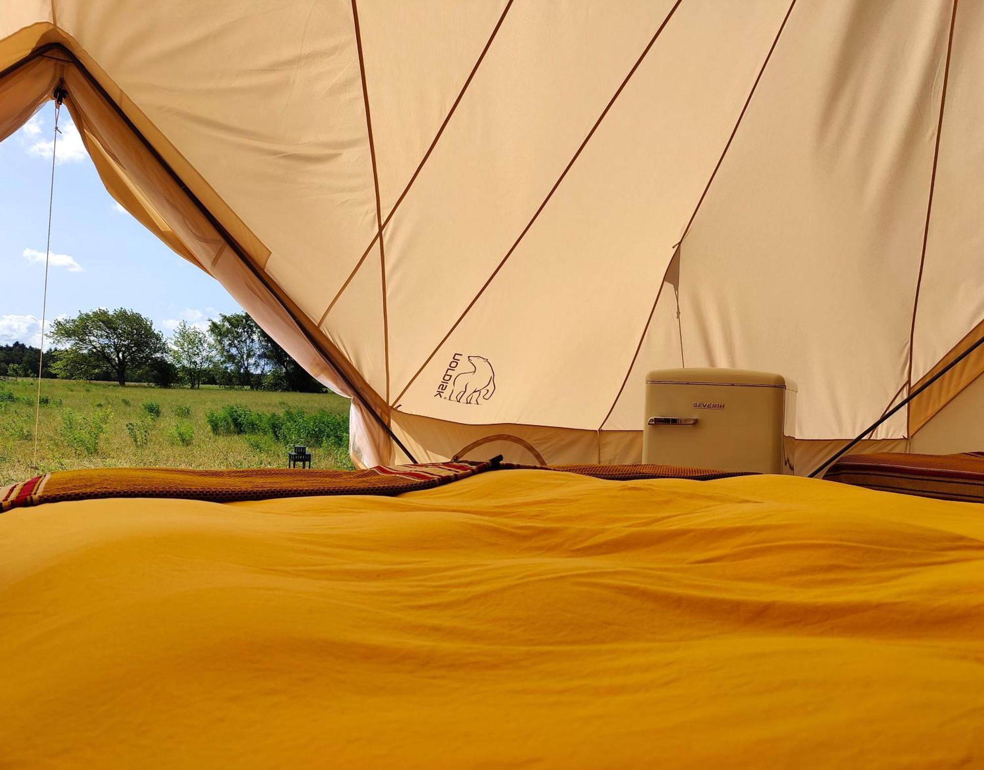 Ostermarie Under Canvas Bornholm מראה חיצוני תמונה