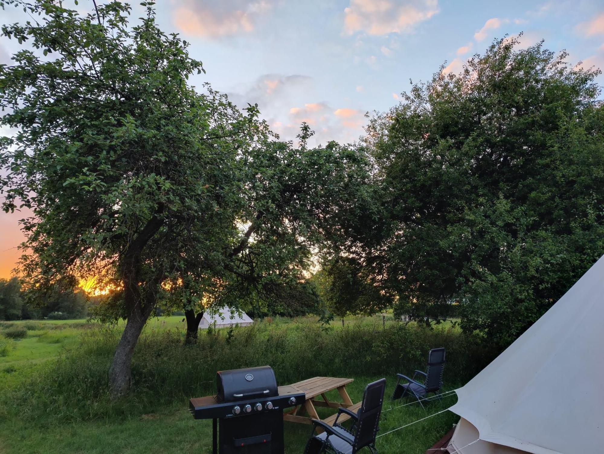 Ostermarie Under Canvas Bornholm מראה חיצוני תמונה
